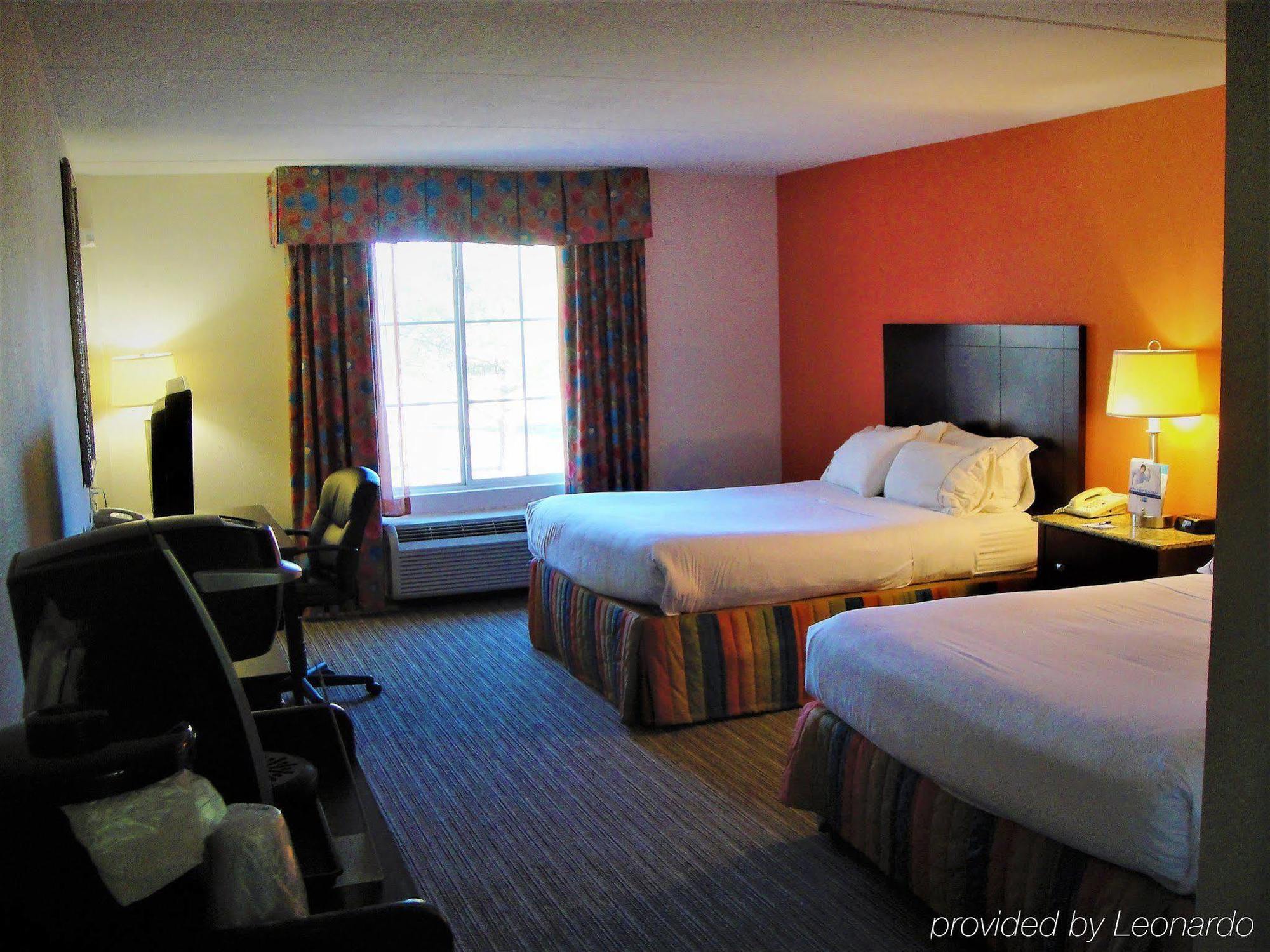 Holiday Inn Express Hotel And Suites Petersburg - Fort Lee By Ihg Exterior photo